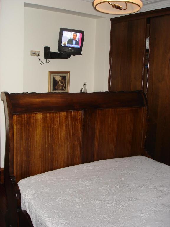 Falcao de Mendonca Figueira de Castelo Rodrigo Quarto foto